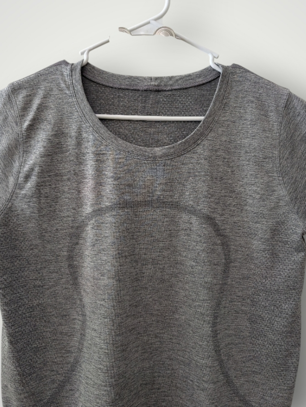 Lululemon Swiftly Tech Racerback (Breeze) - Picture 3 of 10